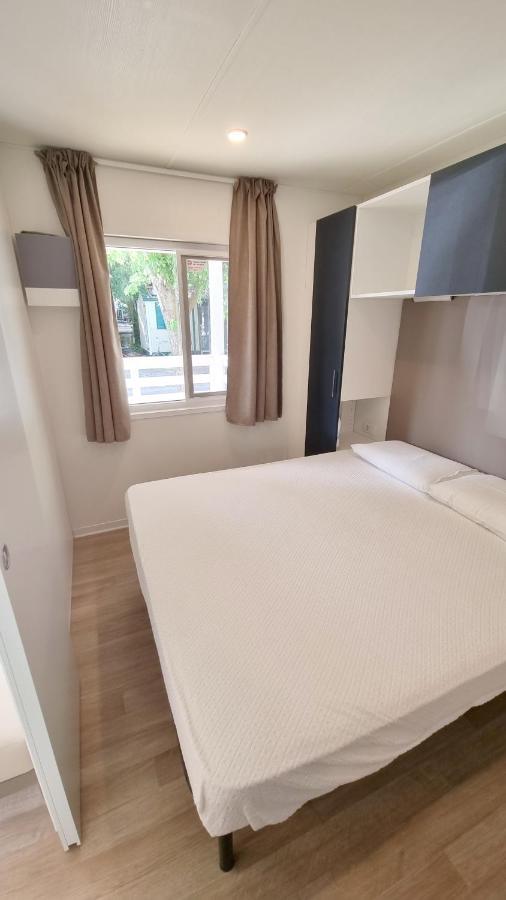 מנרבה דל גארדה Camping La Rocca מראה חיצוני תמונה